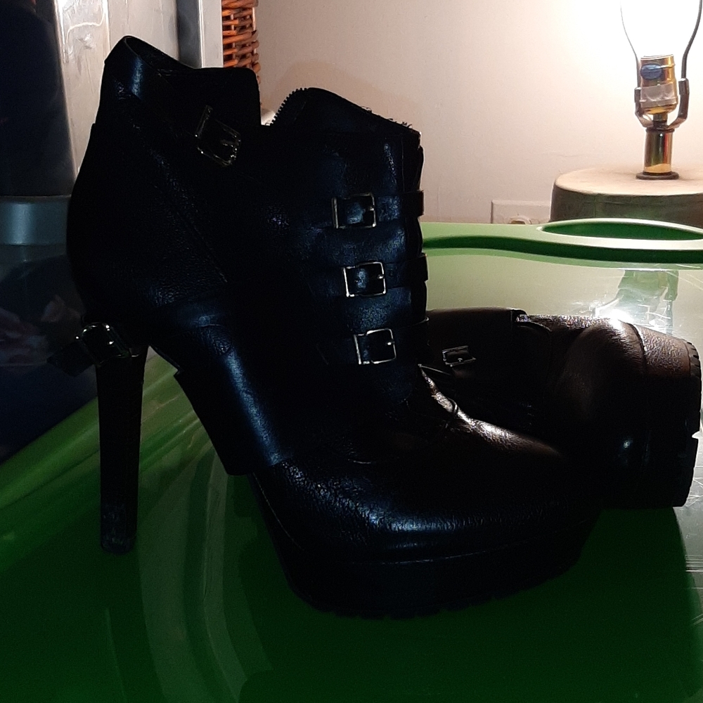 Bootie - Picture 2 of 3